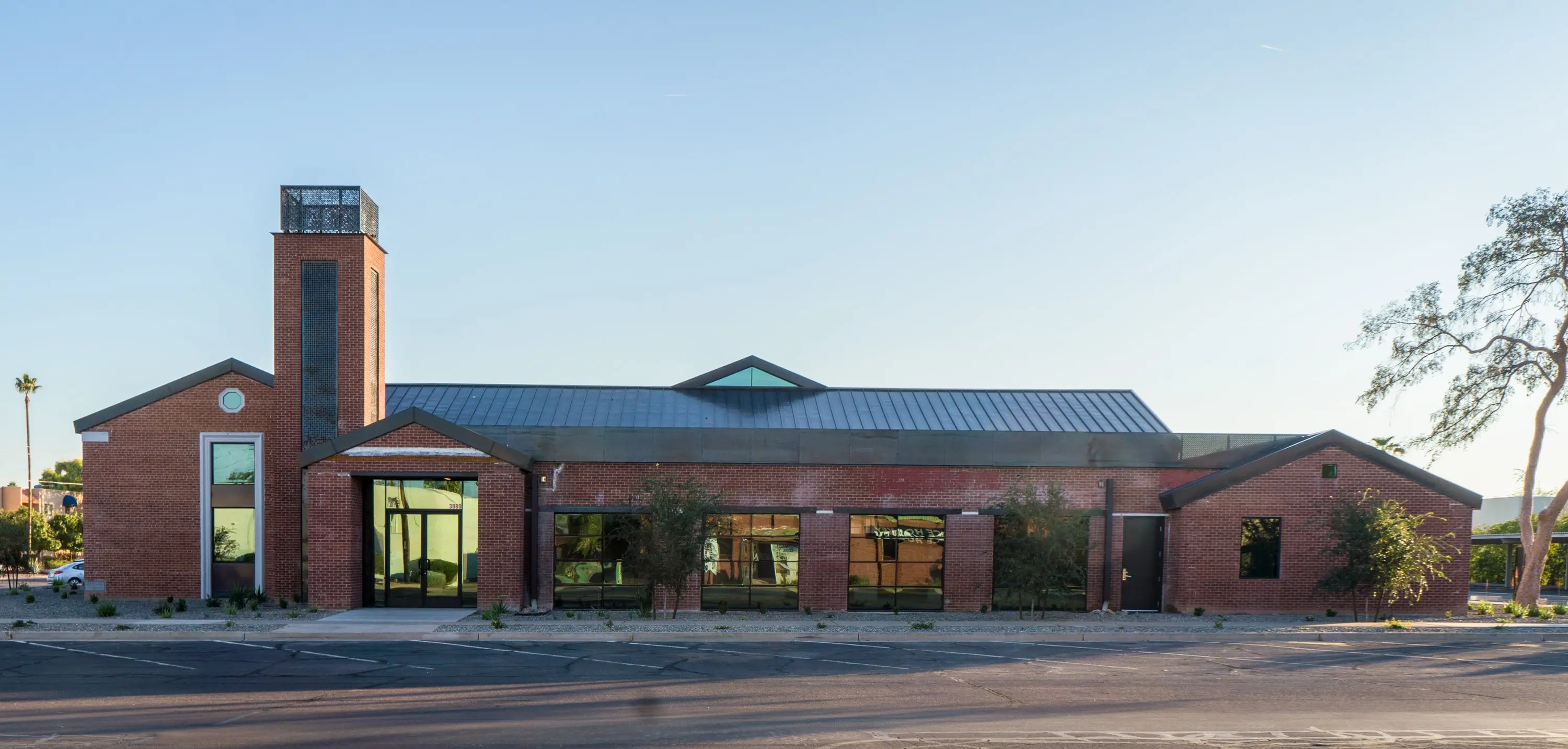 Meetinghouse 3080 adaptive reuse building in Old Town Scottsdale, photo 3 of 10